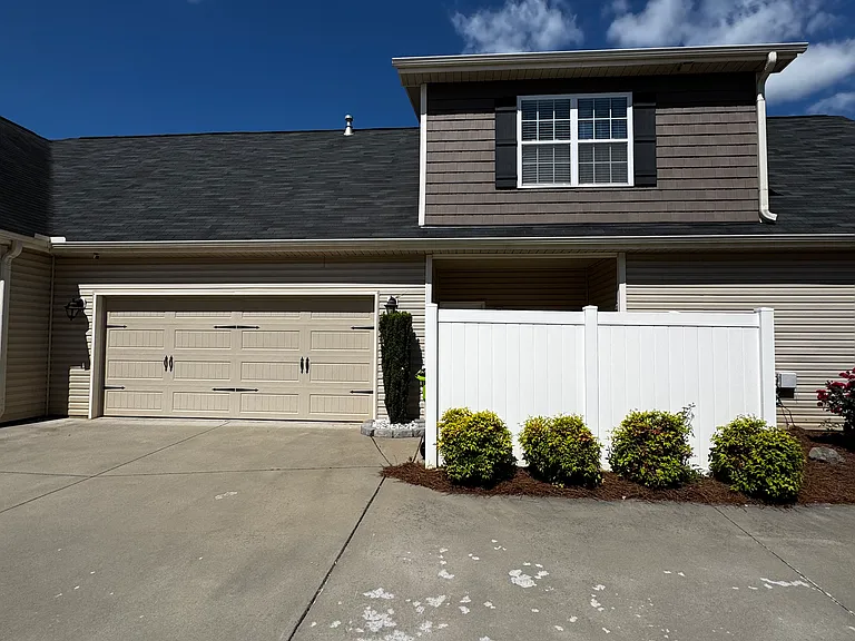 216 Hawks Nest Cir — Photo 14