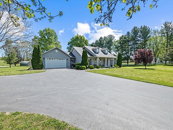 4th image of 1079 Hassler Ln