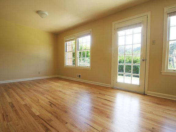 2nd image of 767 Portola St #E