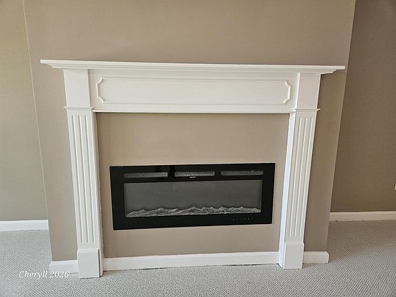3rd image of 1103 Hawthorne Rd