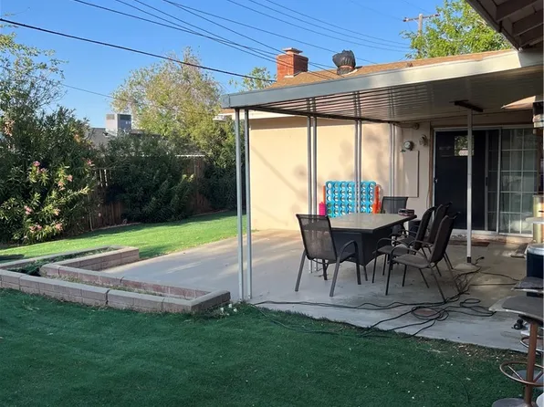 263 E Avenue Q4, Palmdale, CA 93550