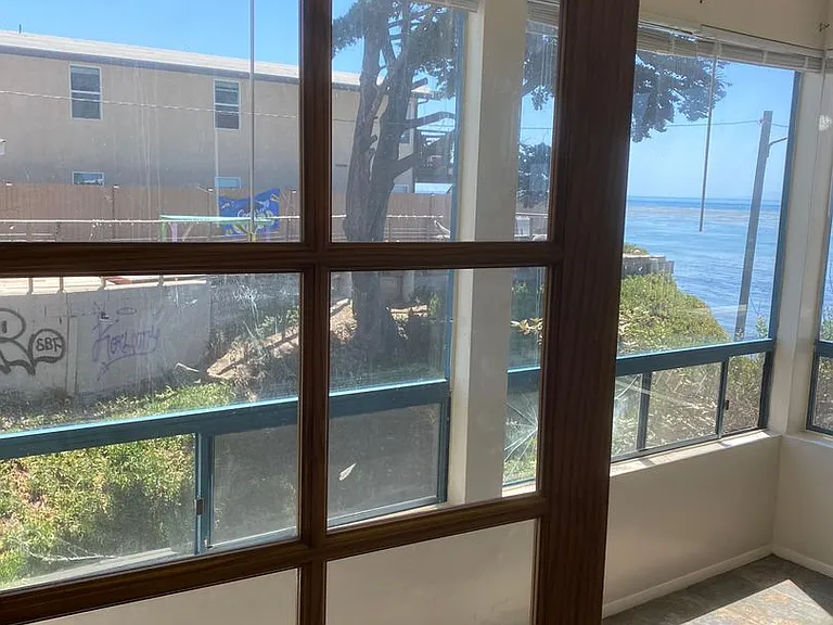 6773 Del Playa Dr — Photo 9