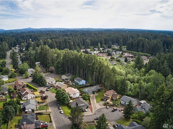 3rd image of 7609 37th Ct SE