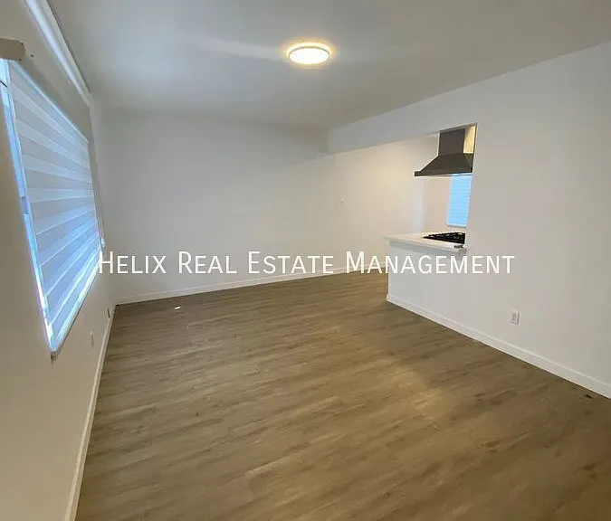 523 E Live Oak Ave #B — Photo 8