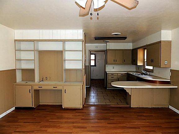 5th image of 1401 Meadowbrook Dr