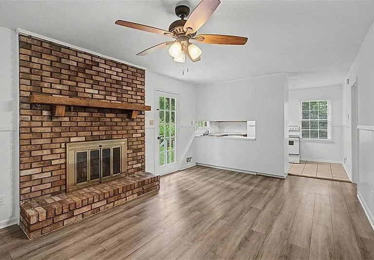 2985 Fredrick Dr — Photo 22