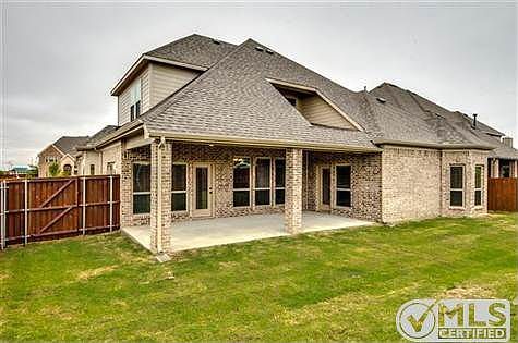 3rd image of 1021 Saint Francis Ln