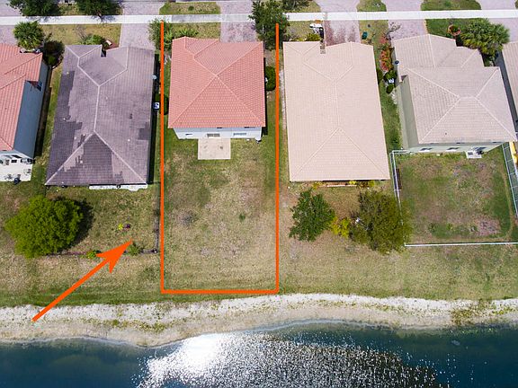 5th image of 2024 SW Marblehead Way