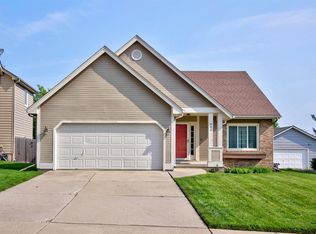 916 SE Chaparal Dr, Ankeny, IA 50021