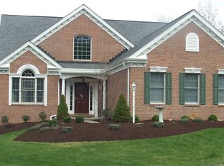 140 Driftwood Dr, Mcmurray, PA 15317