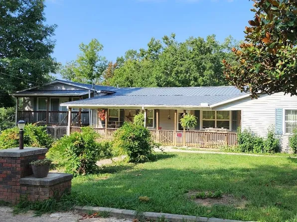 3491 Pleasant Grove Rd, Winfield, TN 37892