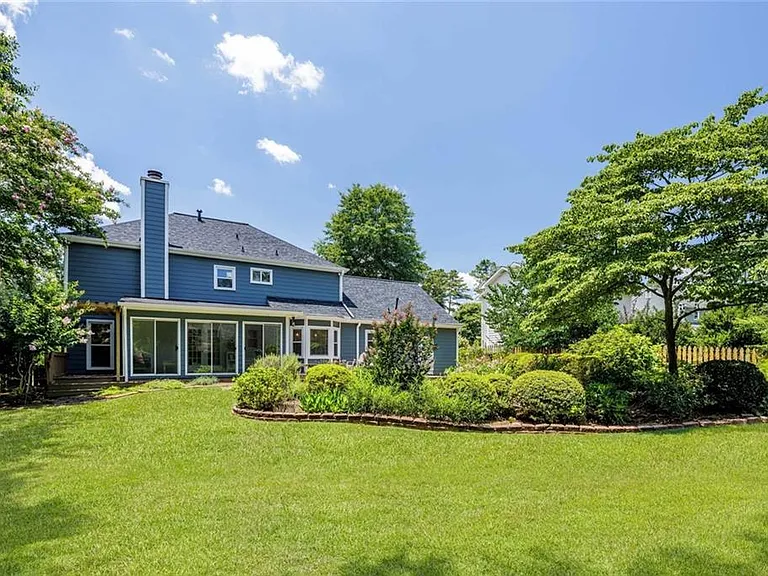 1140 Mitsy Forest Dr NE — Photo 35