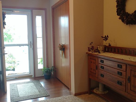 2nd image of 1747 Nicole Ct