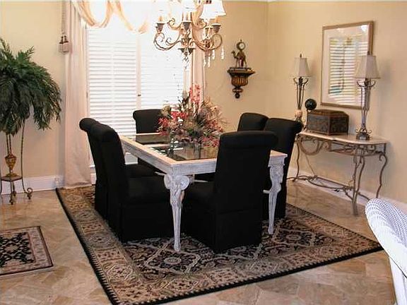3rd image of 5305 Tivoli Dr