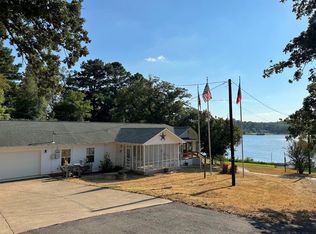 401 An County Rd #376, Palestine, TX 75801