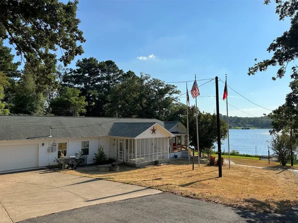 401 An County Rd #376, Palestine, TX 75801