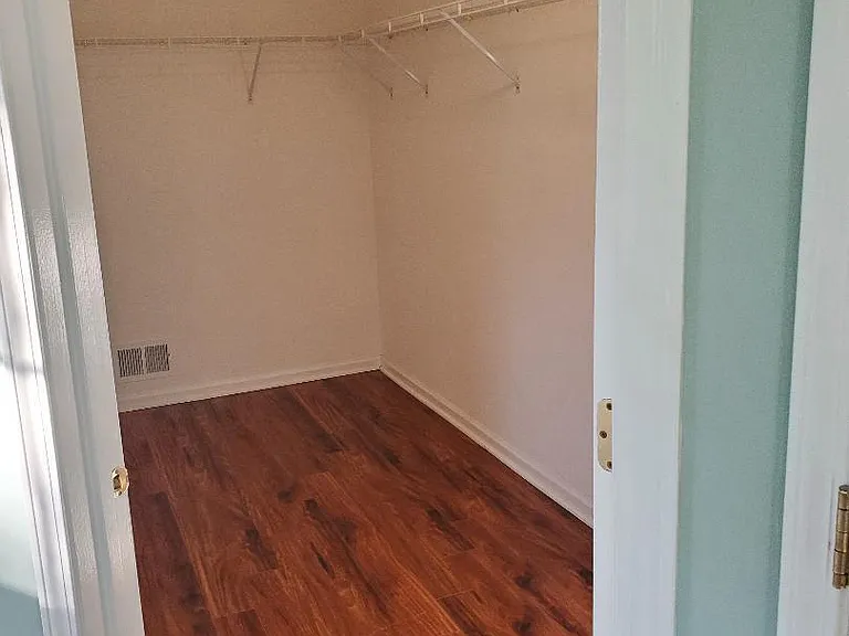 350 Bernard Dr #350 — Photo 25
