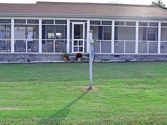 2nd image of 3419 Grandview Dr
