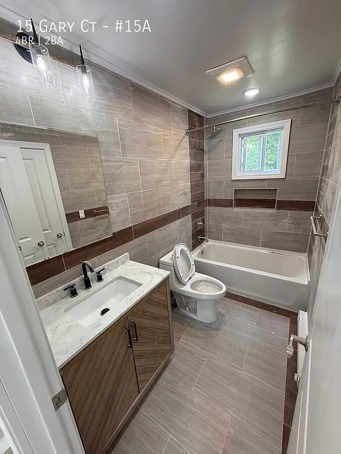 15 Gary Ct — Photo 2