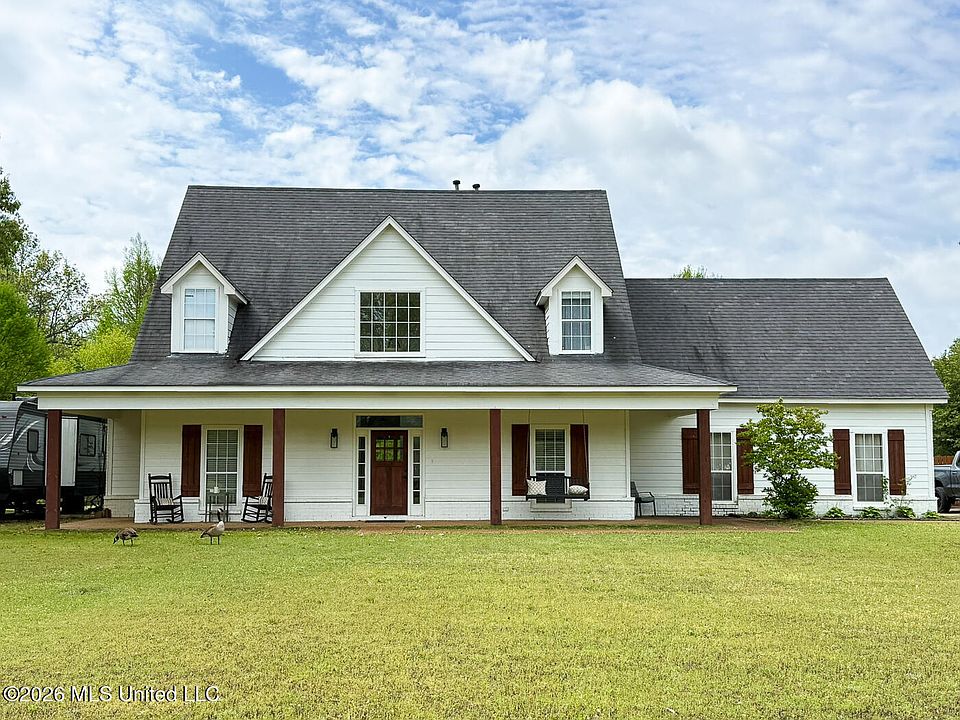 1st image of 695 Swinnea Lakes Dr