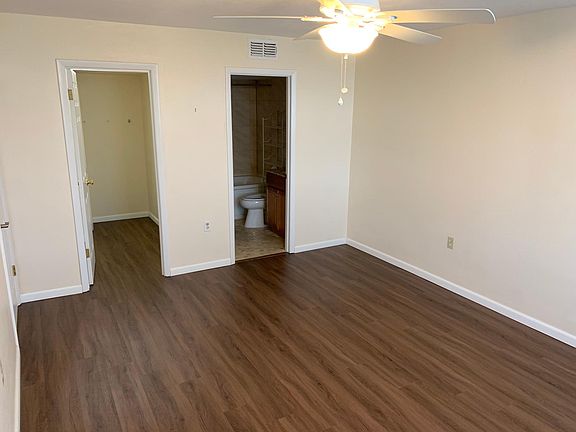 5th image of 3930 S Roosevelt Blvd APT N202
