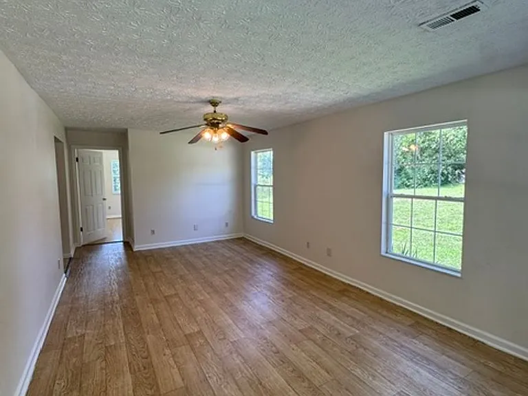 3222 Craigs Chapel Rd — Photo 2