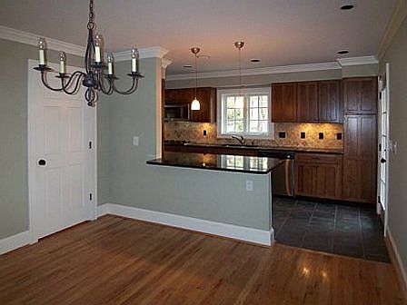 Kitchen-breakfast area
