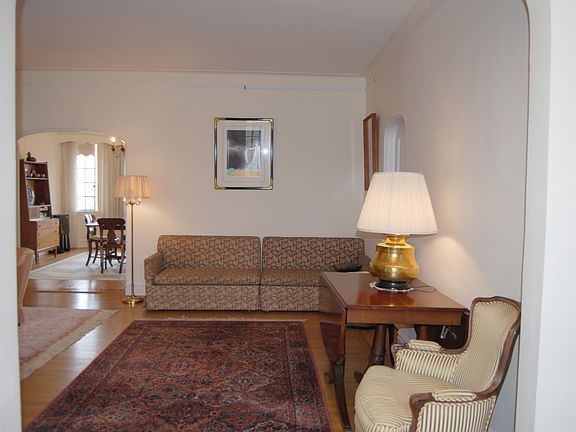 4th image of 187 Garth Rd APT 5H