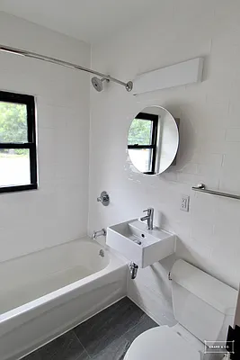 Rented by Grand & Co. | media 8
