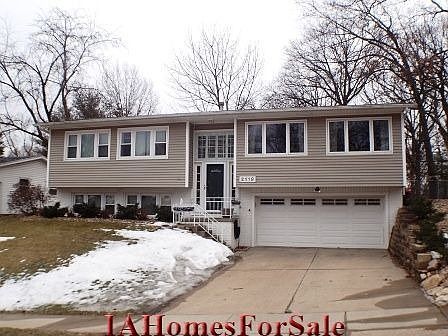 2119 Birchwood Dr NE