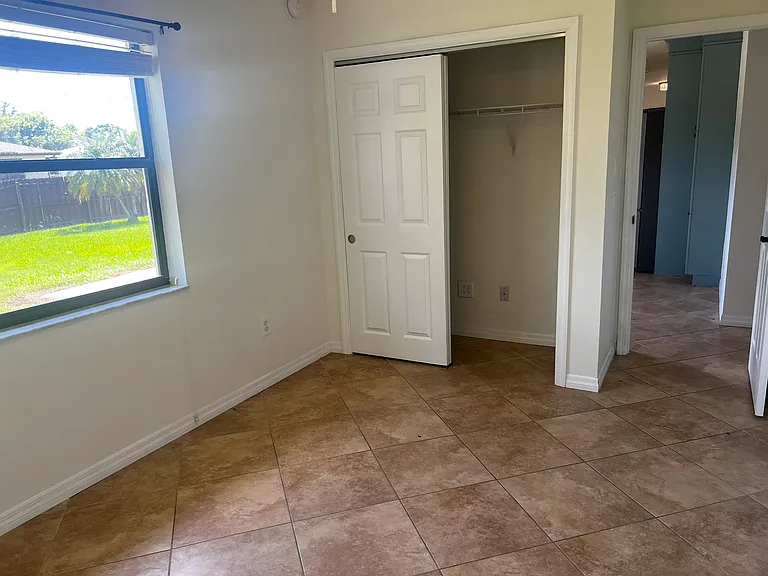 4025 Vermont Ln — Photo 29