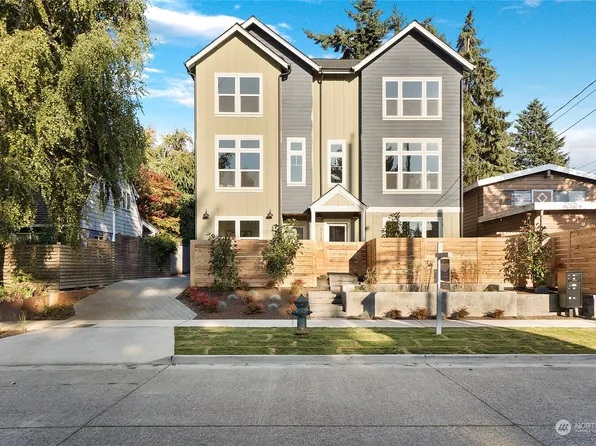 9232 Densmore Avenue N, Seattle, WA 98103