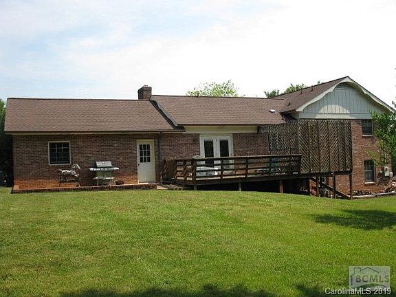 5th image of 3761 S Lail Ave