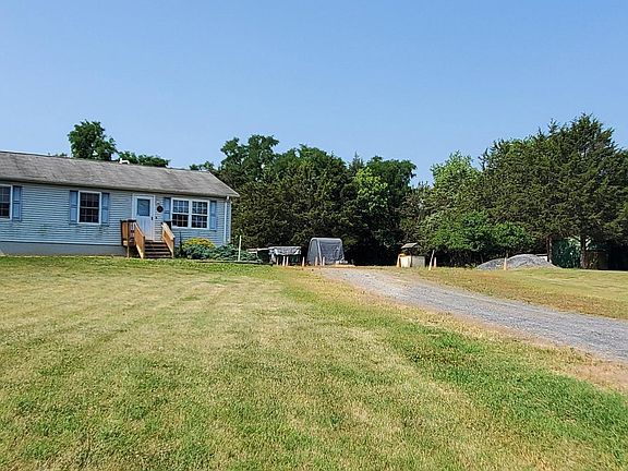 5th image of 117 Windy Knoll Dr