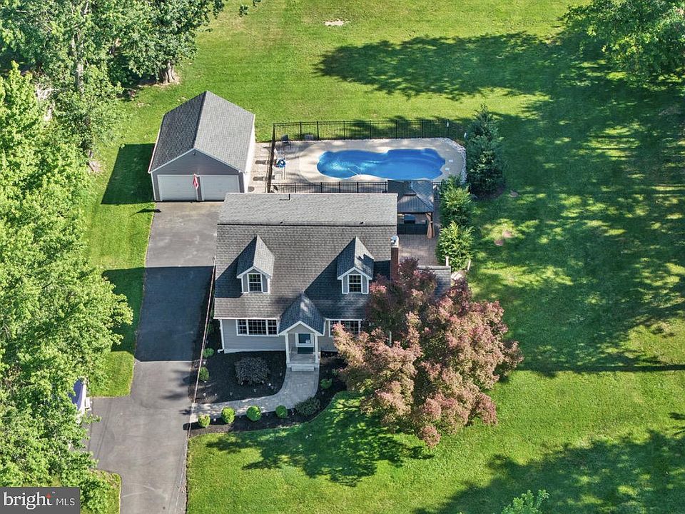1st image of 340 Washington Crossing Pennington Rd
