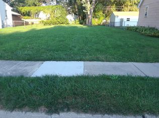 22014 Pleasant Ave, Eastpointe, MI
