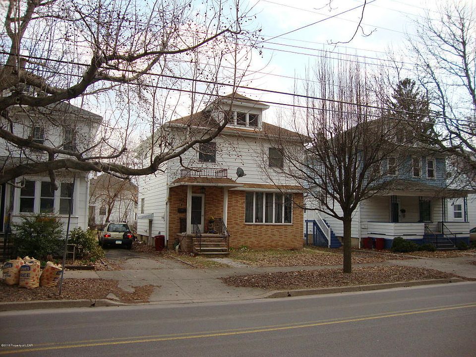 2nd image of 86 3rd Ave