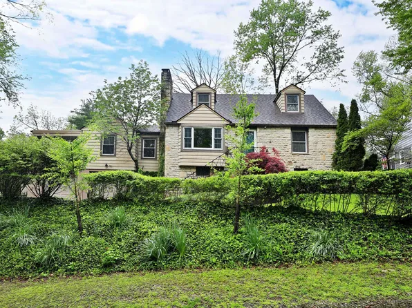 5765 Granby St, Worthington, OH 43085