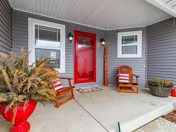 3rd image of 1209 Saddle Brook Ln