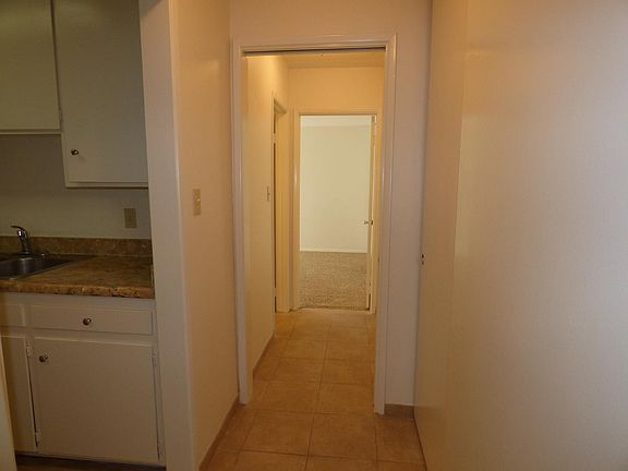 5th image of 8276 Orchard Ave APT D