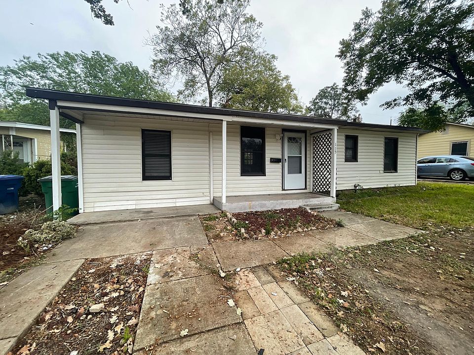 1st image of 115 Kashmuir Pl