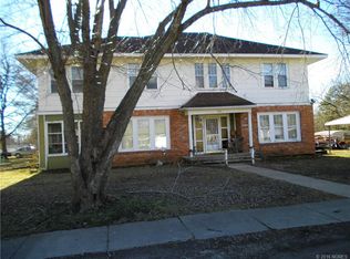224 E 8th St, Chelsea, OK 74016