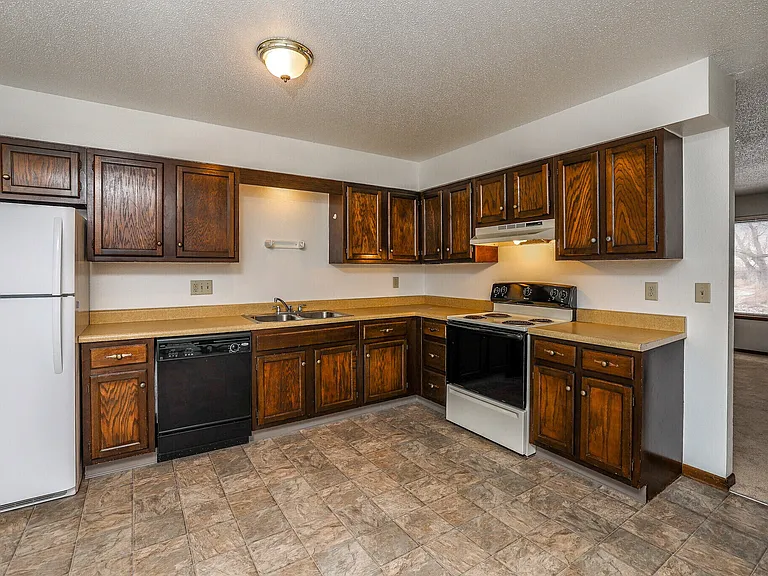 2211 C St SW #1 — Photo 14