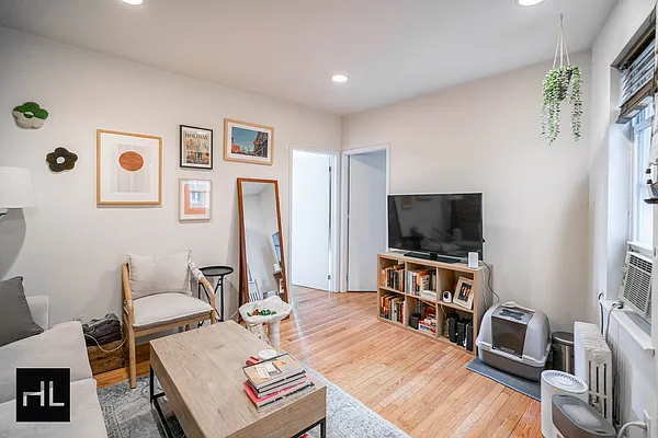 Rented by Highline Residential | media 9