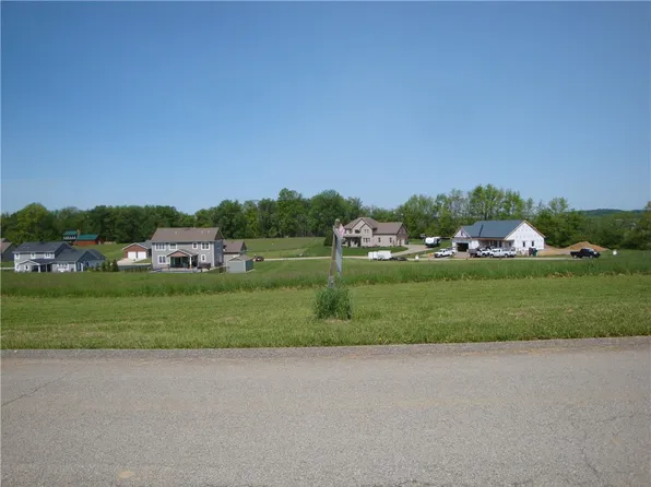 768 Victoria Way, Derry, PA 15627