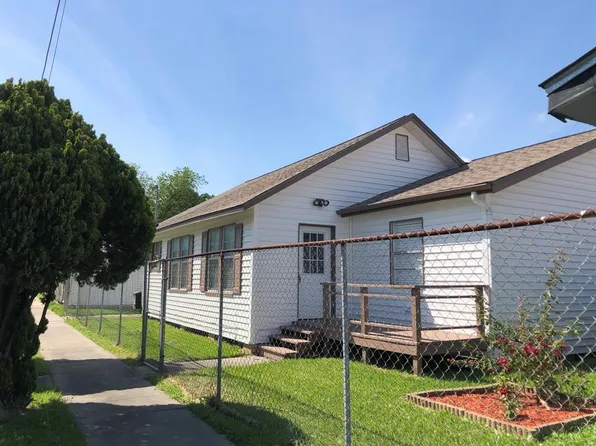 501 1/2 N Commerce St, Baytown, TX 77520