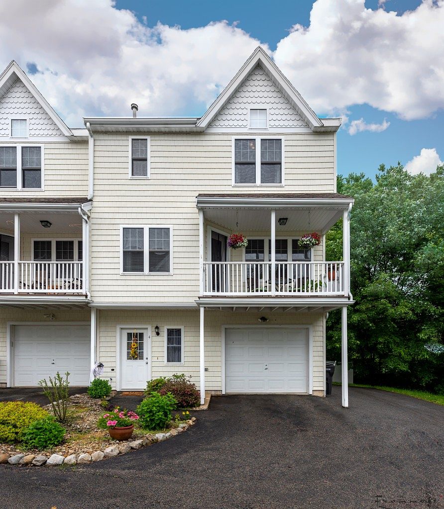 854 Broadway Unit 4, Haverhill, MA 01832 | Zillow
