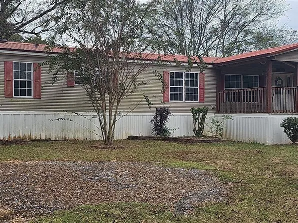 121 9th St, Akron, AL 35441