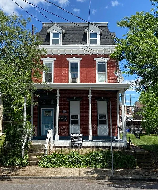 529 King St #2