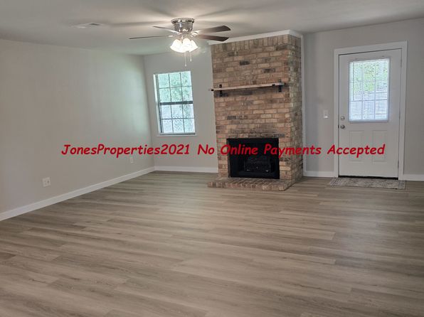 1318 Crooked Creek Dr